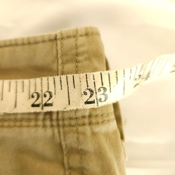 NWT Wrangler Men's 44 Beige Relaxed Fit Knee Length Tech Pocket Shorts - Picture 6 of 8